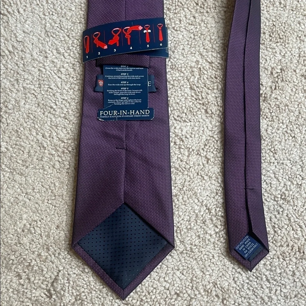 NWT Knightsbridge Deep Purple Patterned Tie